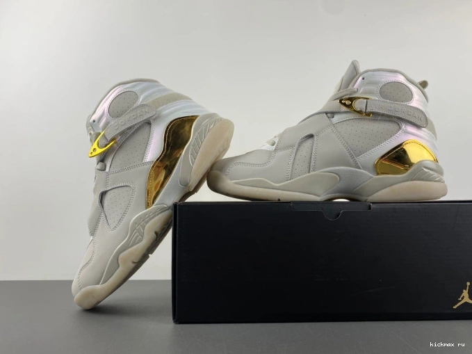 Rep 8 Retro Champagne Jordan 832821-030 0812